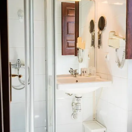 Residencial Alentejana Hotel 2*