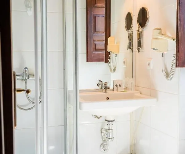 Residencial Alentejana Hotel 2*