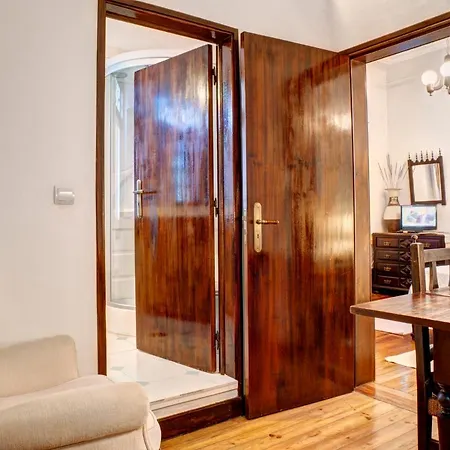 Residencial Alentejana 2* קוימברה