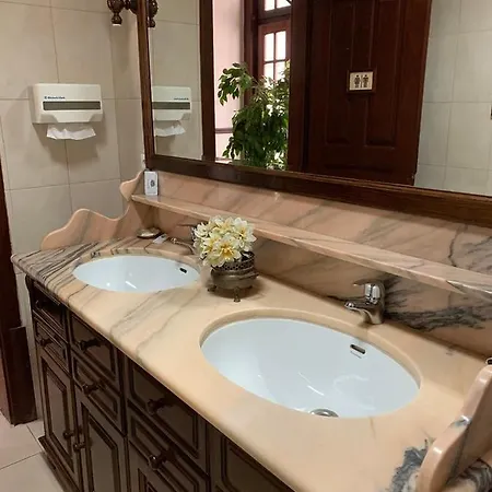 מלון Residencial Alentejana קוימברה