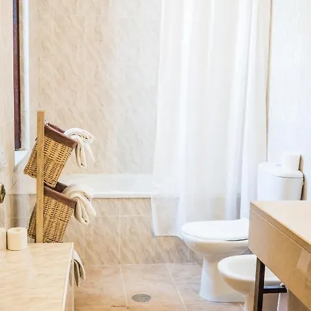 Residencial Alentejana 2* קוימברה