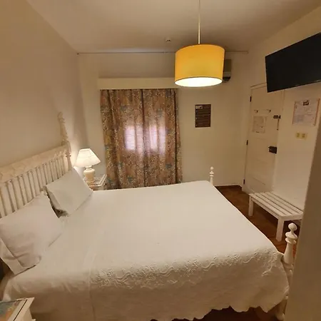 Residencial Alentejana מלון 2*