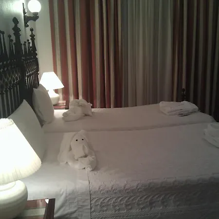 מלון Residencial Alentejana